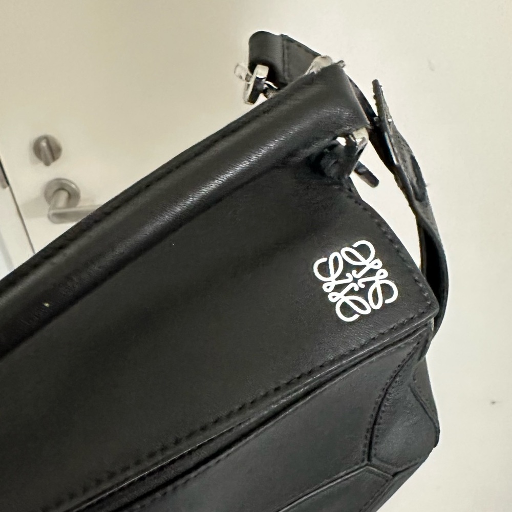 Authentic Loewe puzzle small black